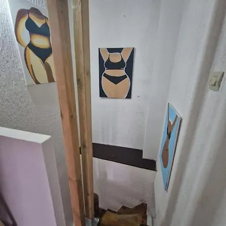 A 25 Min De La Apartment